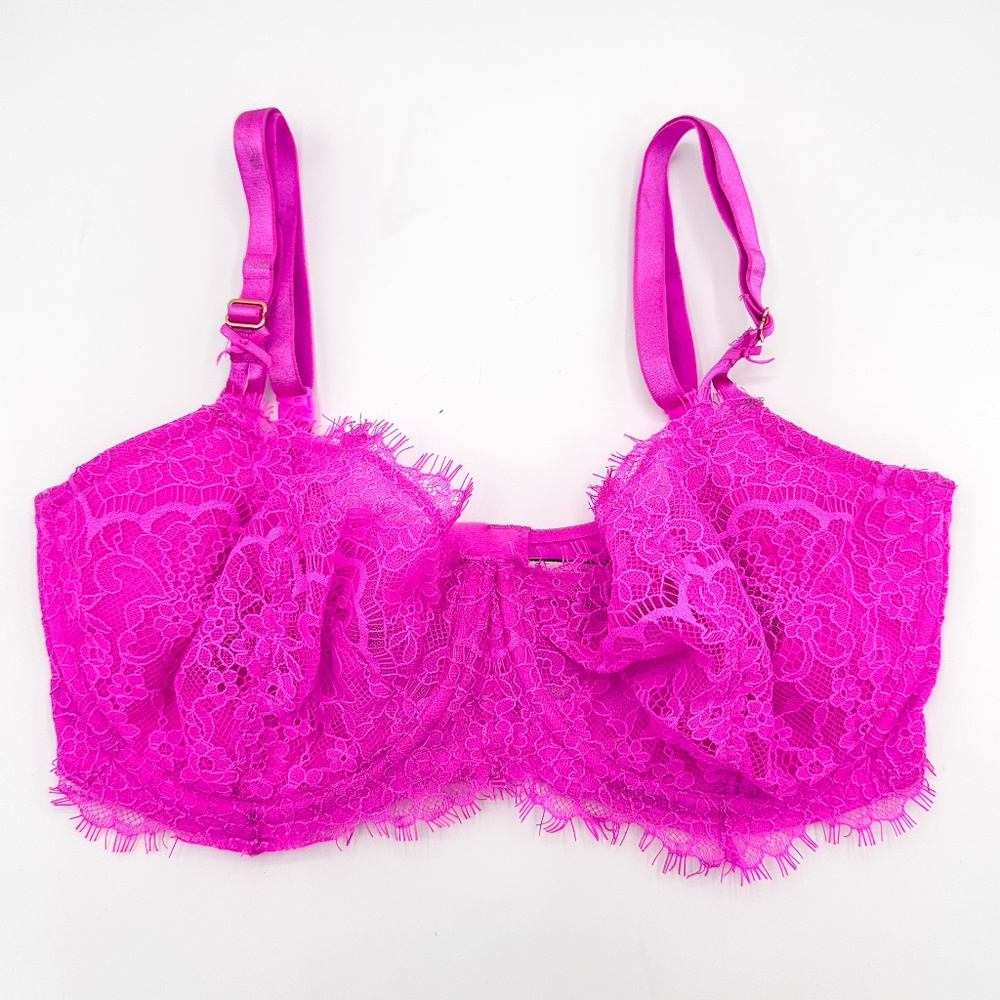 Victoria's Secret Dream Angels Pink Lace Push-Up without Padding Bra - Picture 2 of 6